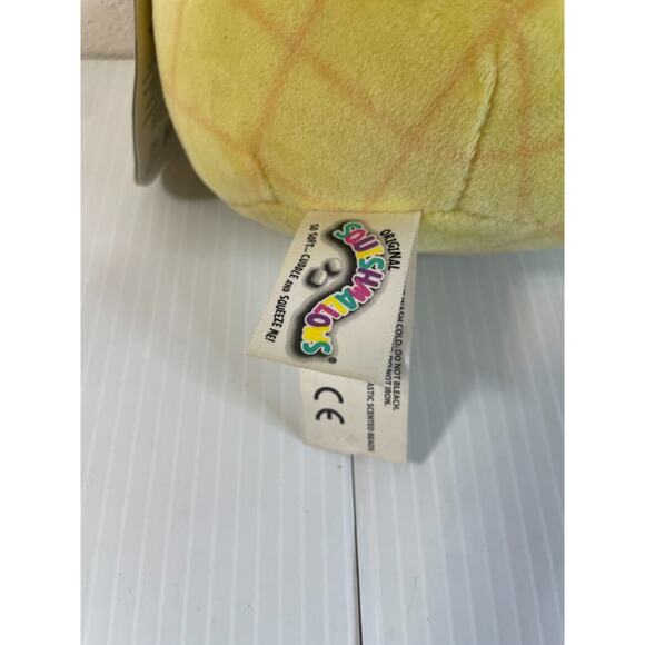 Squishmallows Lulu the Pineapple 5" inch Scented Plush Toy Kellytoy NWT - Picture 5 of 13